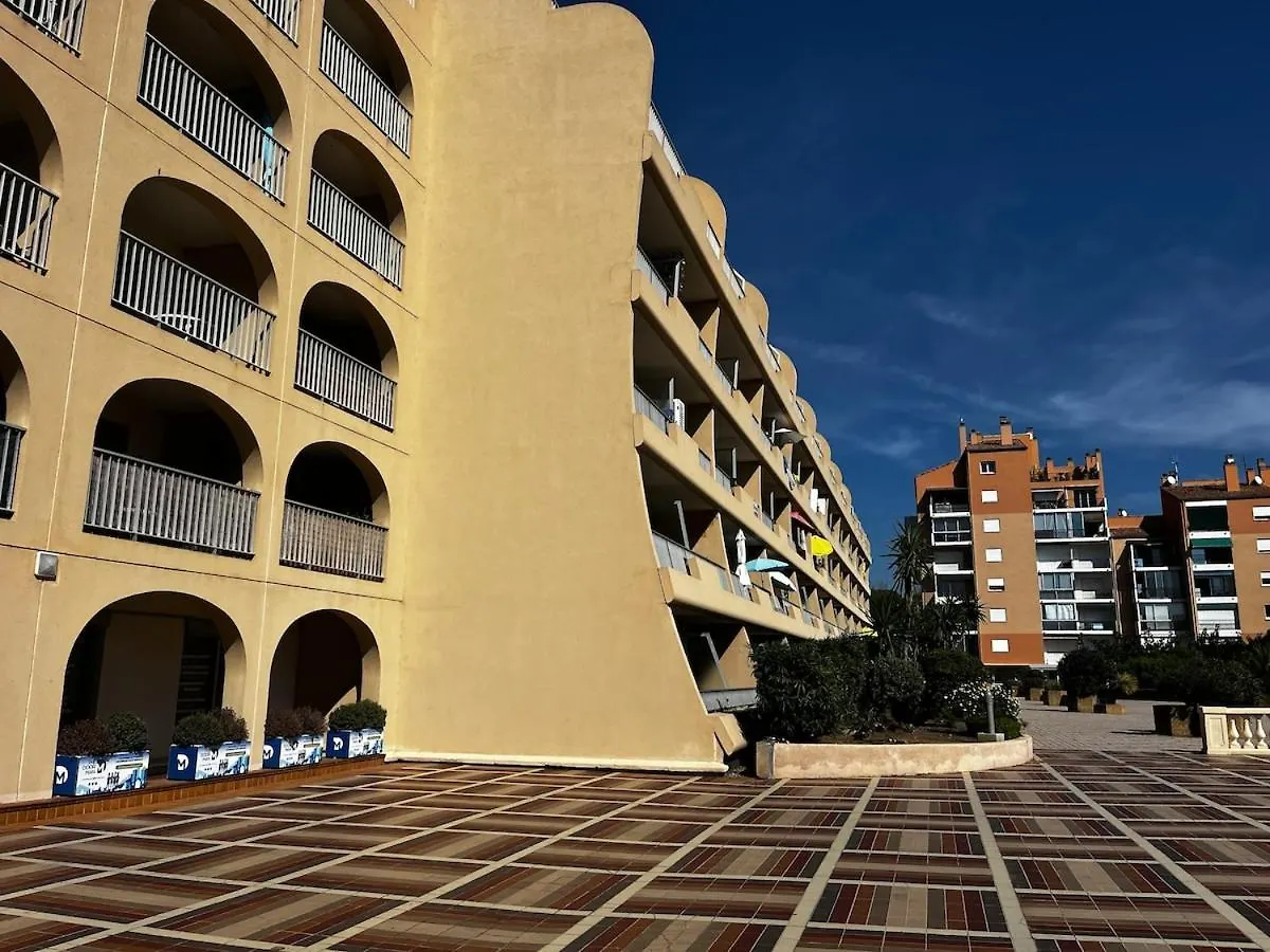 Hyeres Port Studio Hyeres Park France